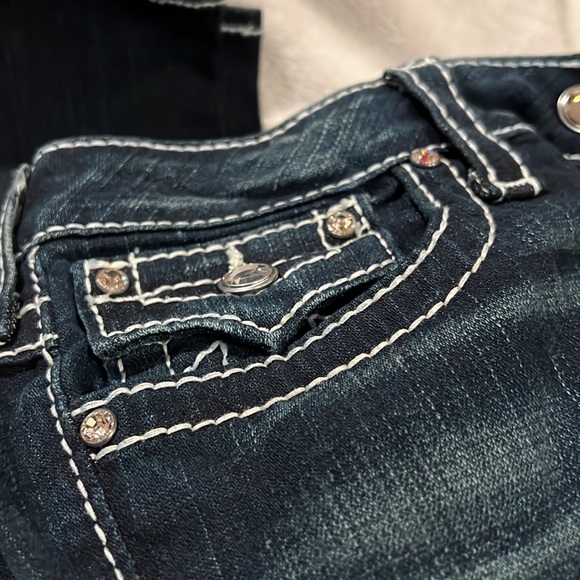 True religion, Disco rhinestone studded flare, jeans, size 30 - Picture 4 of 7